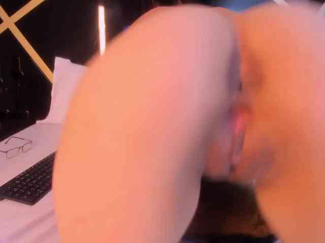 ImHellen Live Webcam on BongaCams