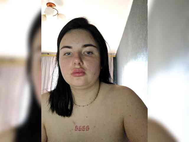 Este modelo está ao vivo agora. Lizaluk