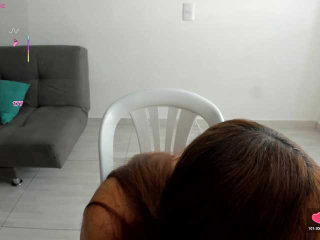 katiaGray2 webcam bongacams model stream image