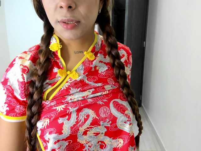 katiaGray2 live cam on BongaCams