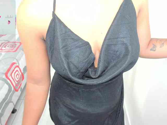 katiaGray2 webcam