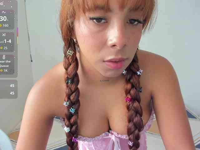 katiaGray2 webcam