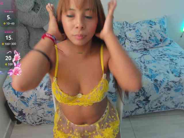 katiaGray2 webcam