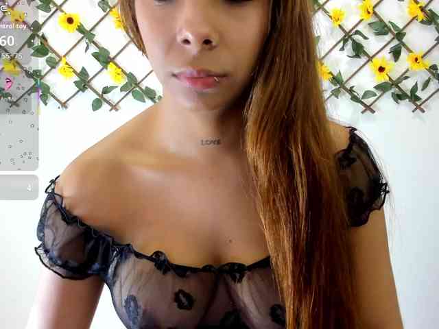 katiaGray2 webcam