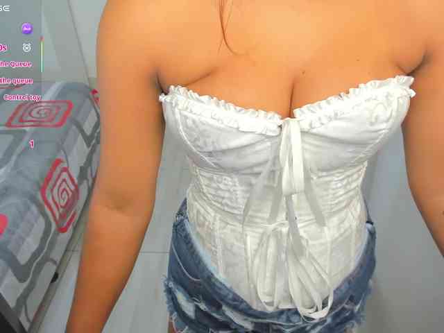 katiaGray2 webcam