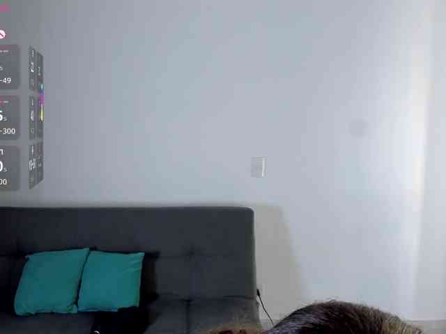 katiaGray2 webcam