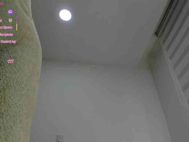 katiaGray2 webcam
