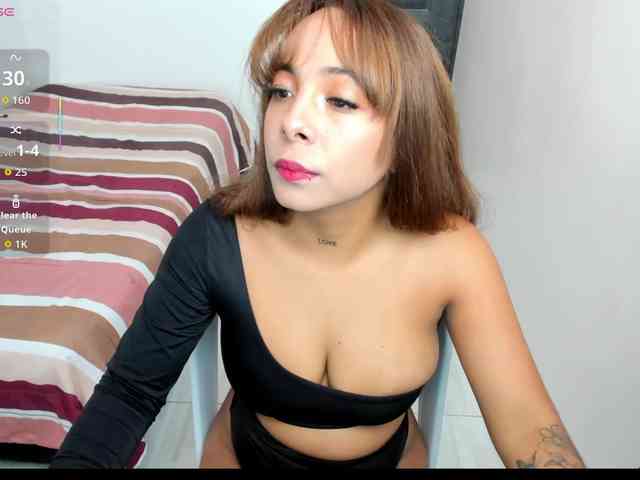 katiaGray2 webcam