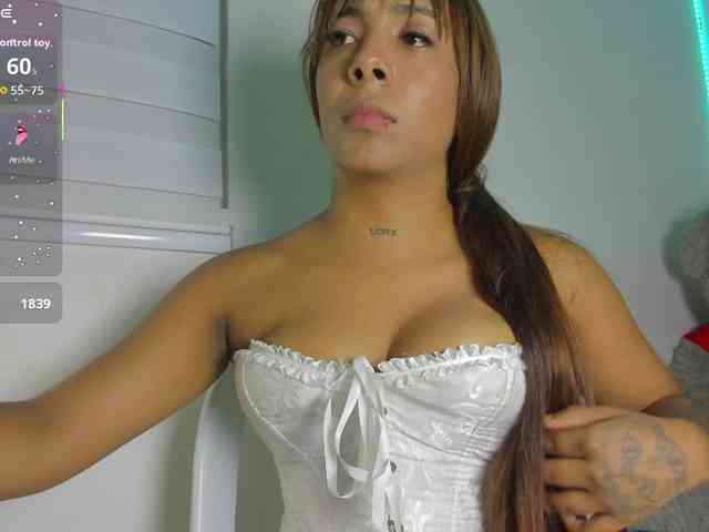 katiaGray2 webcam