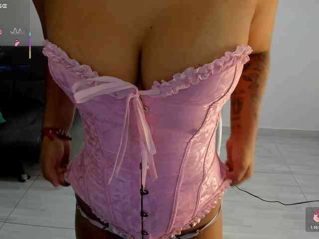 katiaGray2 webcam