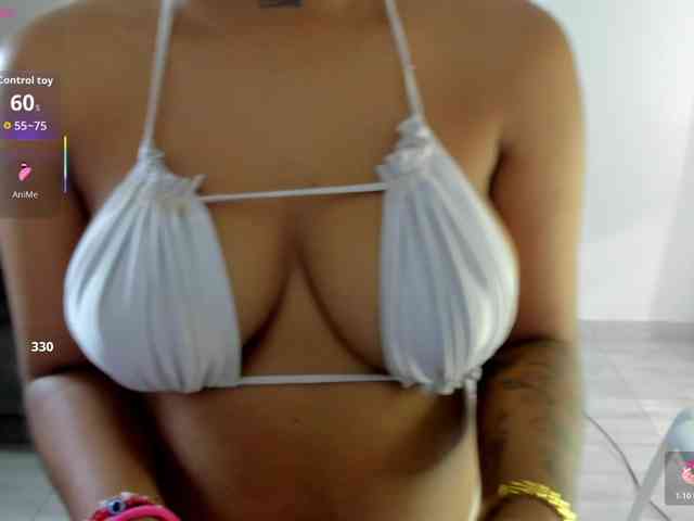 katiaGray2 webcam