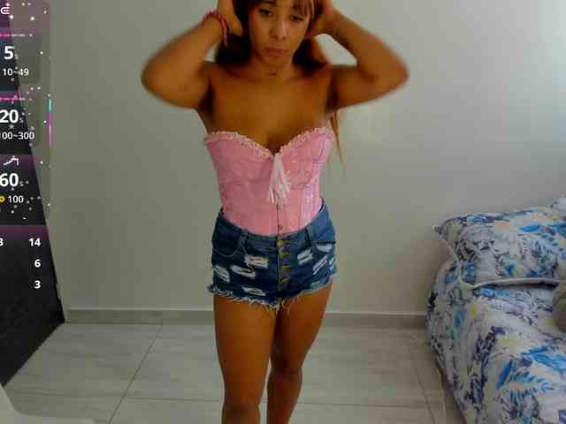 katiaGray2 webcam