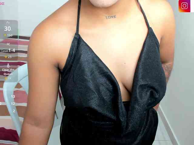 katiaGray2 webcam