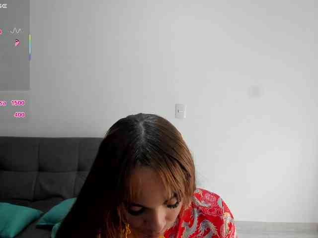 katiaGray2 webcam