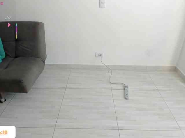 katiaGray2 webcam
