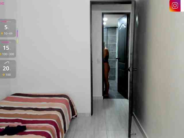 katiaGray2 webcam