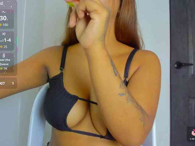 katiaGray2 webcam