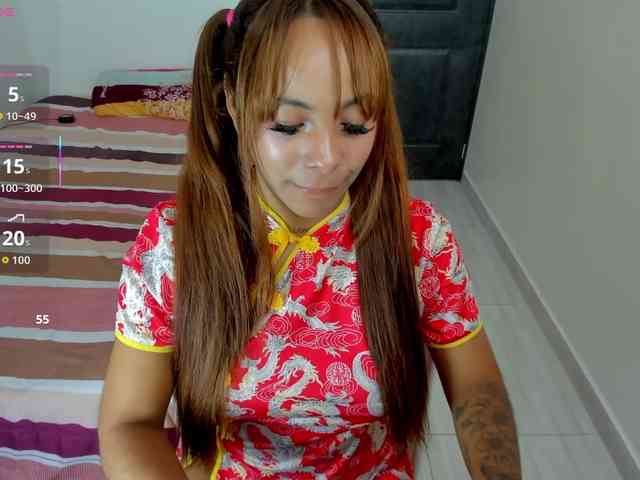 katiaGray2 webcam