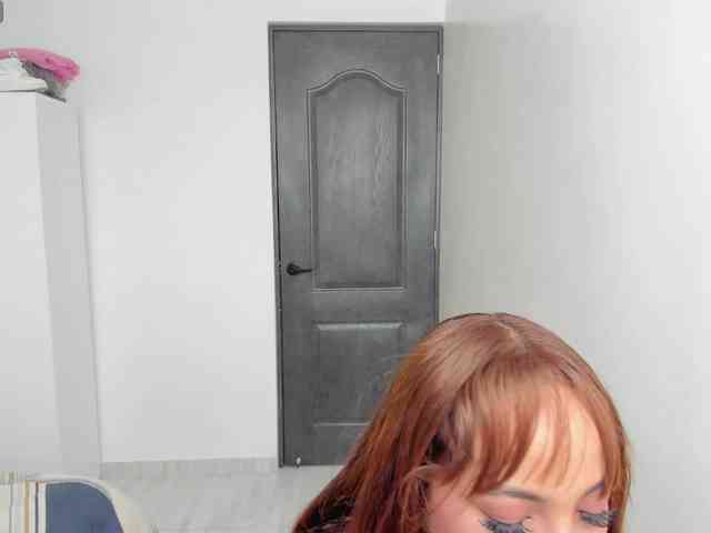 katiaGray2 webcam