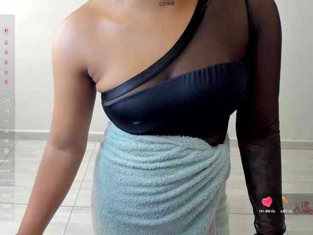 katiaGray2 webcam