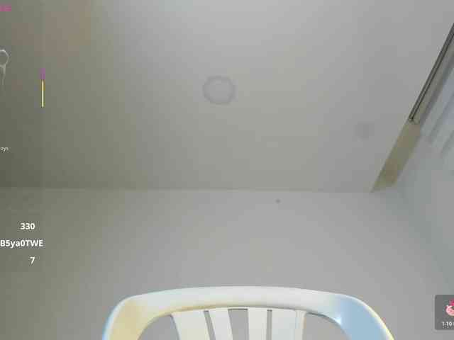 katiaGray2 webcam
