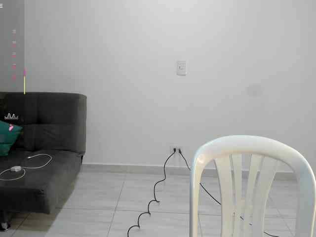 katiaGray2 webcam
