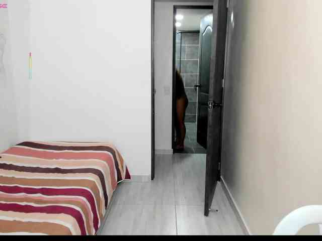 katiaGray2 webcam