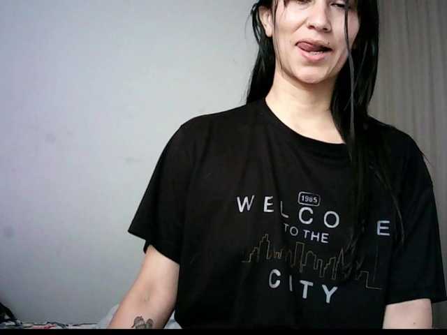 Ainhoa-wish live cam on BongaCams