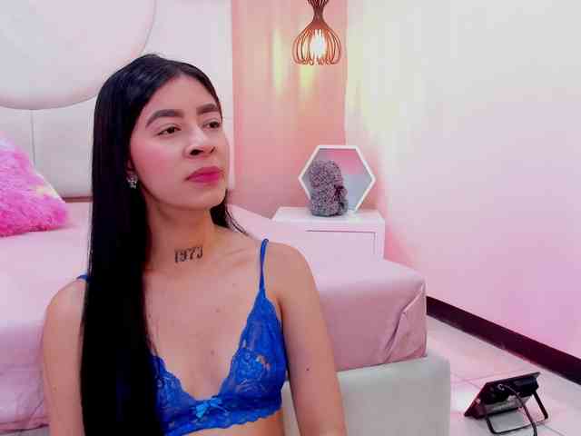 Miaa-Carter webcam