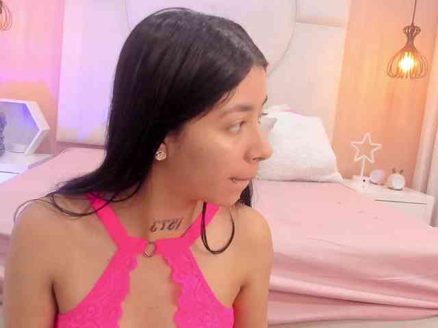 Miaa-Carter webcam