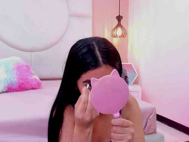 Miaa-Carter webcam