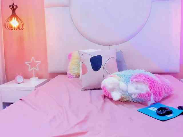 Miaa-Carter webcam