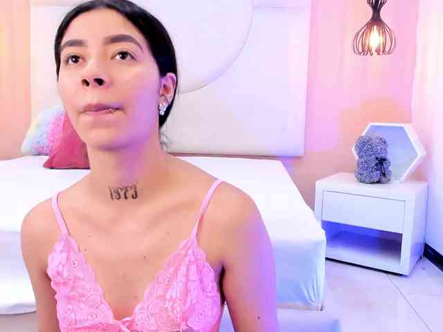 Miaa-Carter webcam