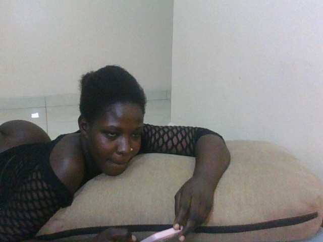 Melaniebae1 live cam on BongaCams