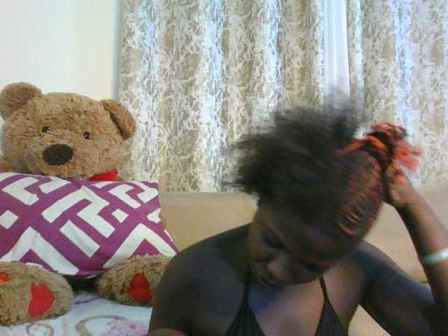 Melaniebae1 live cam on BongaCams