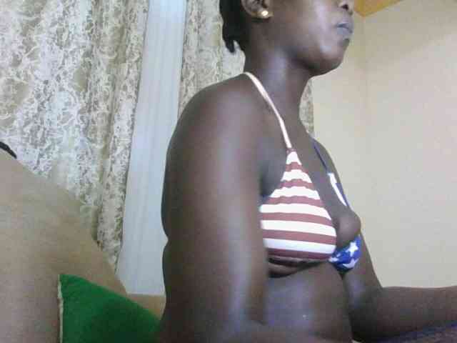 Melaniebae1 webcam
