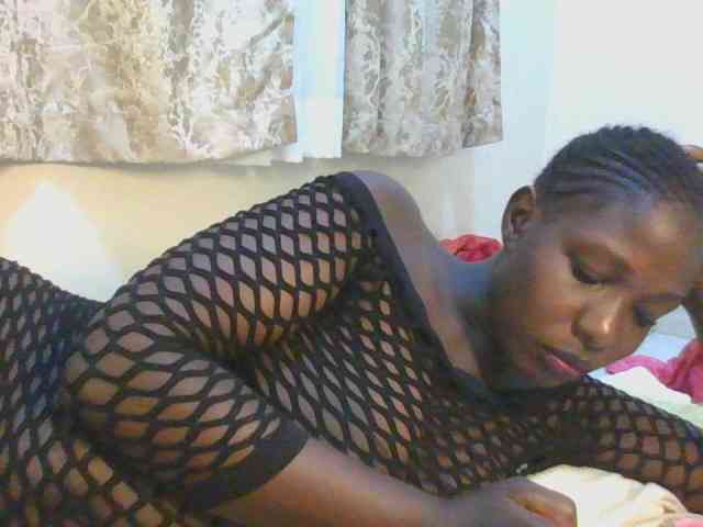 Melaniebae1 webcam