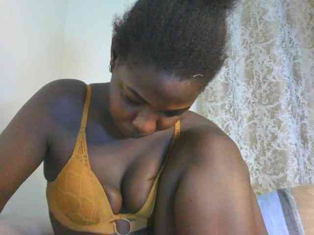 Melaniebae1 webcam