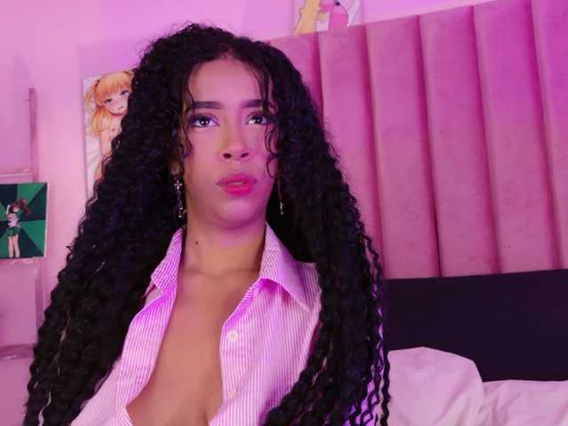 Kimmiie live cam on BongaCams