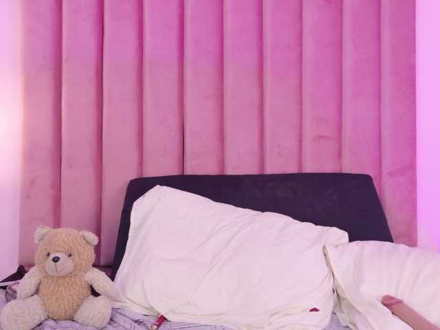 Kimmiie live cam on BongaCams