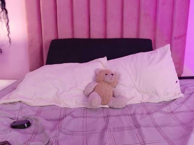Kimmiie live cam on BongaCams
