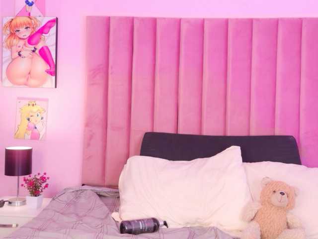 Kimmiie live cam on BongaCams