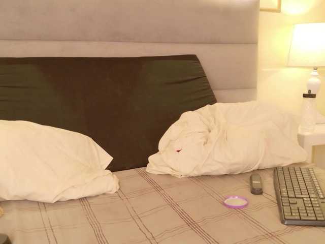 Kimmiie live cam on BongaCams