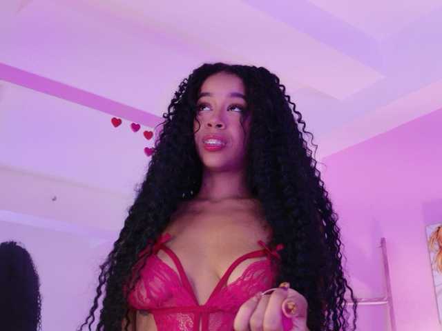 Kimmiie live cam on BongaCams