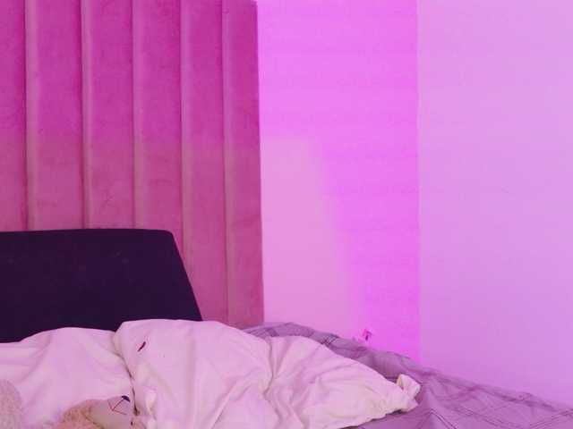 Kimmiie live cam on BongaCams