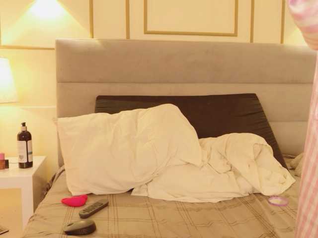 Kimmiie live cam on BongaCams