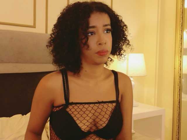 Kimmiie live cam on BongaCams