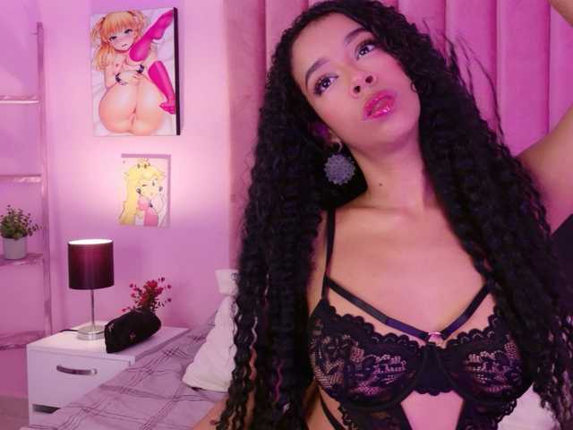 Kimmiie live cam on BongaCams