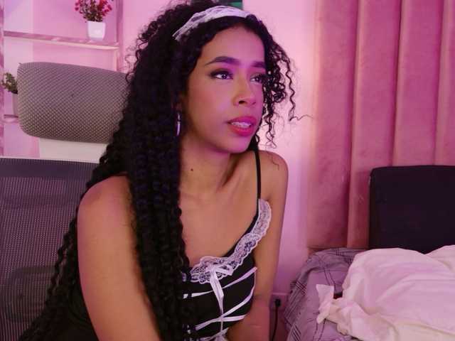 Kimmiie live cam on BongaCams