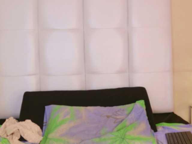 Kimmiie live cam on BongaCams